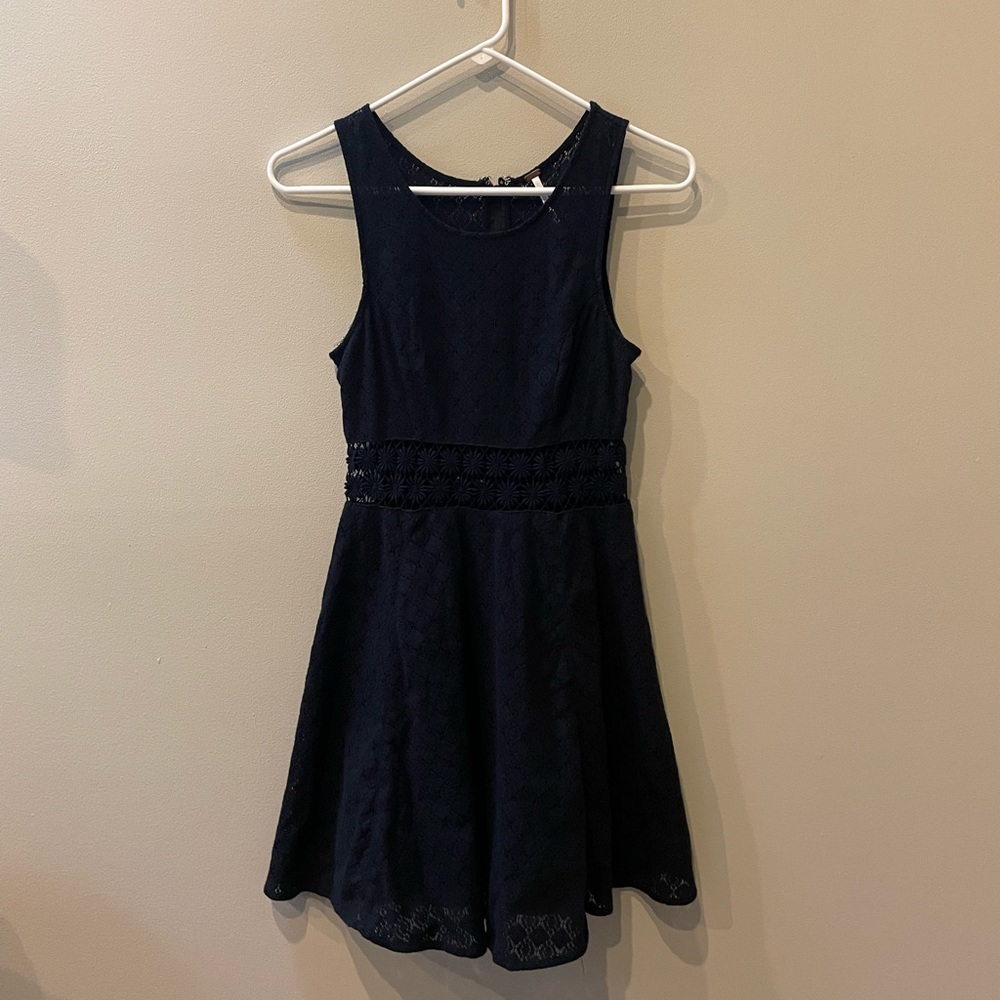 Free People Black Sleeveless Pleated Mini Dress - Picture 1 of 8